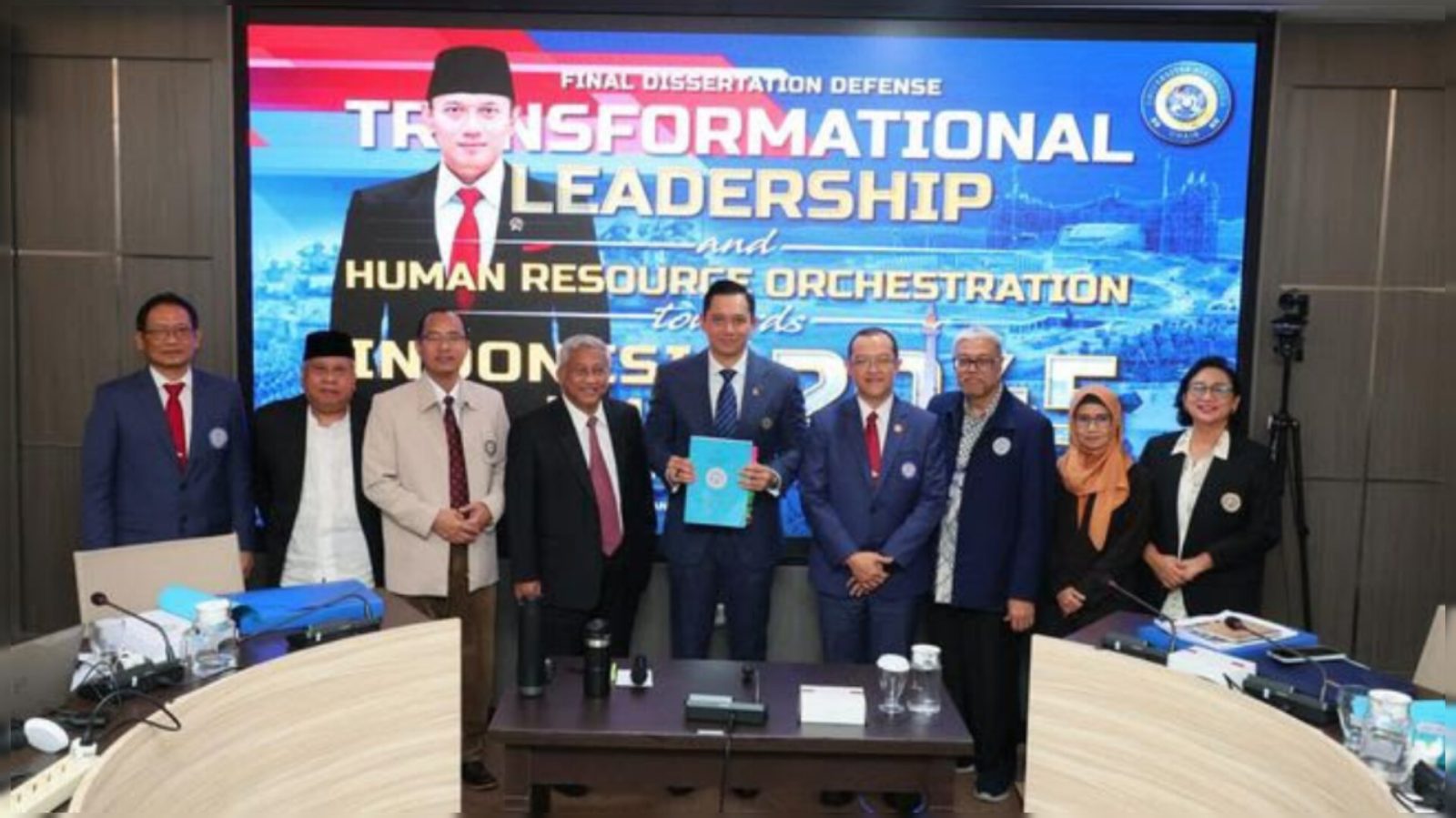 AHY Rampungkan Studi Doktoral di Universitas Airlangga